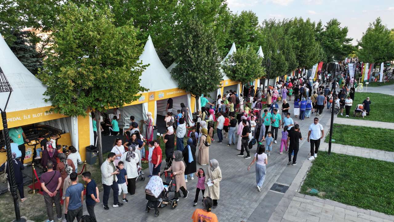 Konya Bisiklet Festivali başladı! İlk günden binlerce kişi akın etti 1